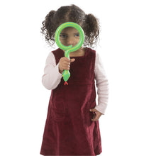 Cargar imagen en el visor de la galería, Sunny Patch Magnifying Glass green
